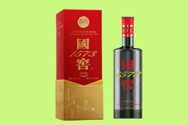 怒江兰坪县回收国窖1573.jpg